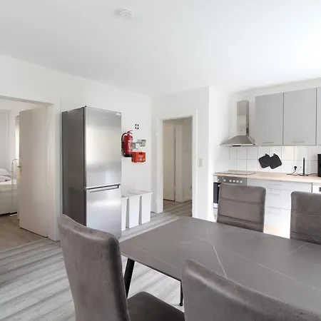 Apartment 8 Freunde Sollt Ihr Sein! Luedenscheid